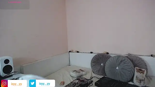 Isabella  dark online show from 12/10/24, 08:16