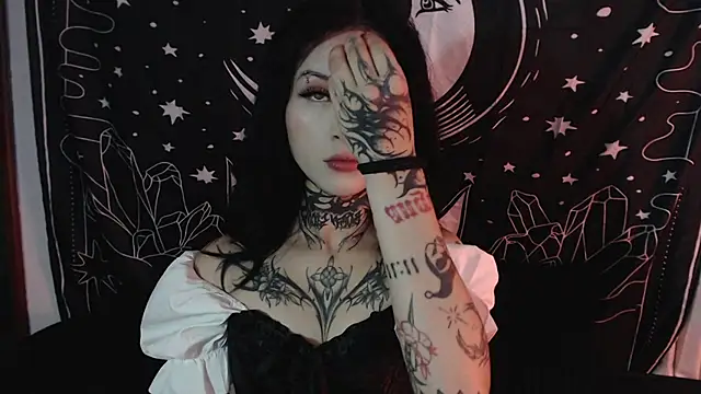 Isabella  dark online show from 01/07/25, 11:14