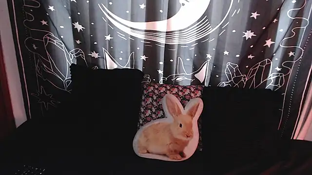 Isabella  dark online show from 01/08/25, 07:03