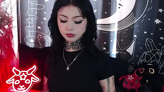 Isabella  dark online show from 02/10/25, 08:42