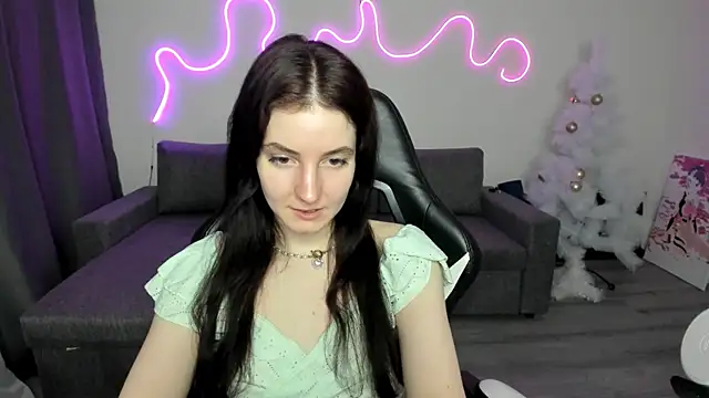 Snapshot of Bridget_fitness chatting on 01/06/25, 07:13 Bridget fitness online show from 01/06/25, 07:13