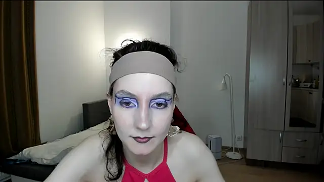 Snapshot of Bridget_fitness chatting on 02/14/25, 03:47 Bridget fitness online show from 02/14/25, 03:47