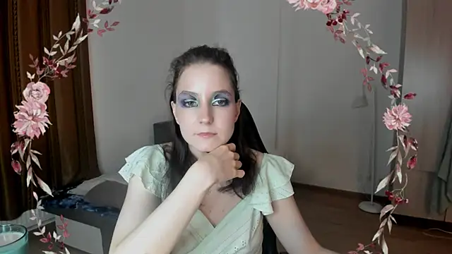 Snapshot of Bridget_fitness chatting on 03/03/25, 01:53 Bridget fitness online show from 03/03/25, 01:53