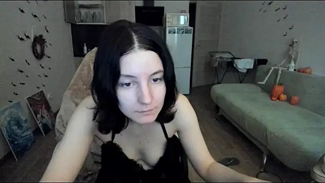 Snapshot of Bridget_fitness chatting on 10/06/25, 12:35 Bridget fitness online show from 10/06/25, 12:35