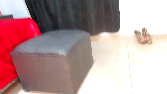 Mila cams1  online show from 09/12/25, 02:44