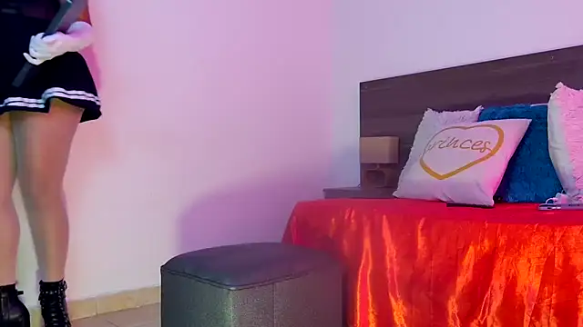 Mila cams1  online show from 11/06/25, 06:42