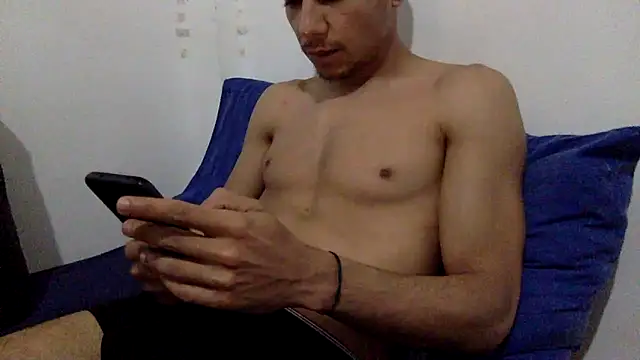 boycudi online show from 02/17/25, 07:58