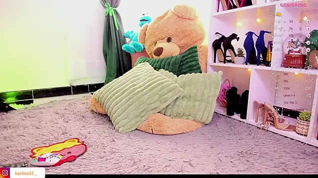 kariina  22 online show from 02/16/25, 05:59