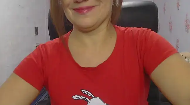 Snapshot of KittyyLaBeauty chatting on 01/22/25, 09:21 KittyyLaBeauty online show from 01/22/25, 09:21