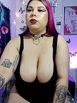 Snapshot of Hada_dracanae chatting on 02/23/25, 09:37 Hada dracanae online show from 02/23/25, 09:37