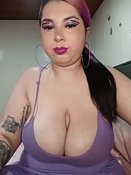 Snapshot of Hada_dracanae chatting on 11/14/25, 05:44 Hada dracanae online show from 11/14/25, 05:44