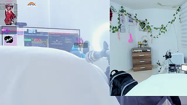 Daki Ume  online show from 12/17/25, 02:17