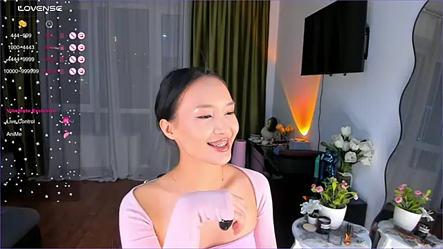 Snapshot of Sweet_yasu chatting on 02/05/25, 12:49 Sweet yasu online show from 02/05/25, 12:49