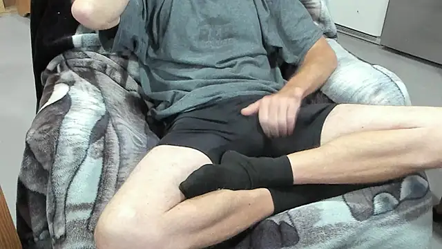 froy4986 online show from 10/13/25, 12:27