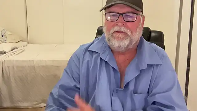 Drummajor online show from 04/25/26, 04:04