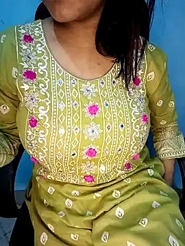 Snapshot of Dayna-36 chatting on 12/21/24, 07:38 Dayna-36 online show from 12/21/24, 07:38