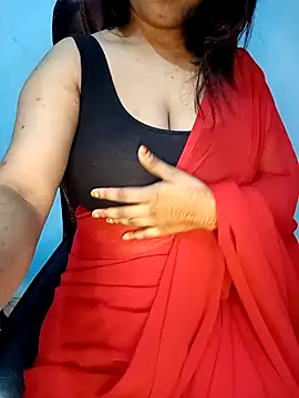 Snapshot of Dayna-36 chatting on 02/21/25, 05:09 Dayna-36 online show from 02/21/25, 05:09