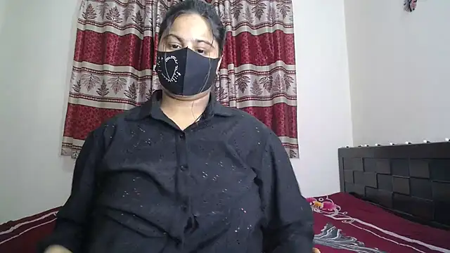 Dayna-36 online show from 11/29/25, 04:21