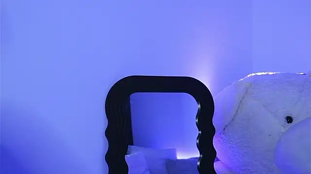 ivyleague  online show from 02/24/26, 06:06