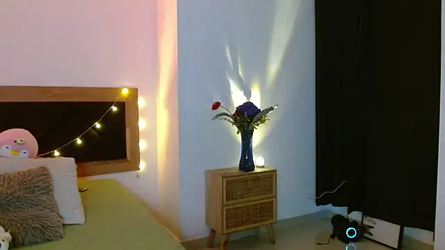 Susi bell online show from 12/19/25, 08:27