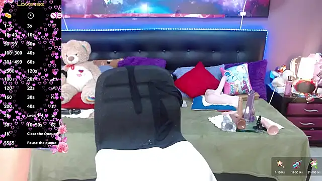 Snapshot of Nadia_84 chatting on 03/13/25, 07:28 Nadia 84 online show from 03/13/25, 07:28