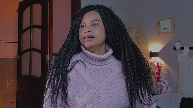 nayah   online show from 02/05/25, 01:47