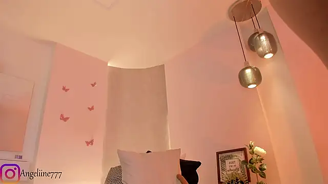 angeline-777 online show from 09/13/25, 01:00