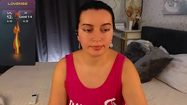 YourSweetDream  online show from 01/04/25, 12:38