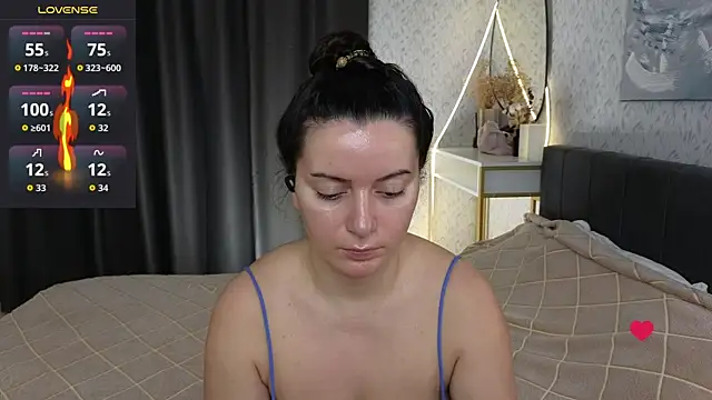 YourSweetDream  online show from 11/19/25, 08:14