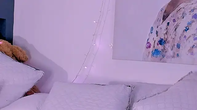 rosemonrooe online show from 02/18/25, 09:09