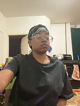 MommyConfident online show from 01/27/25, 10:49