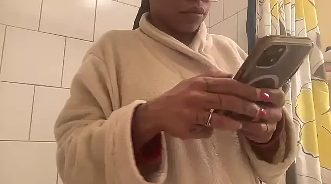 MommyConfident online show from 02/01/25, 01:34