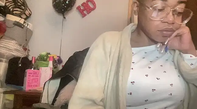 MommyConfident online show from 02/17/25, 07:26