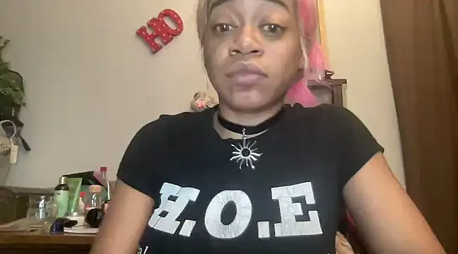 MommyConfident online show from 03/23/25, 12:47