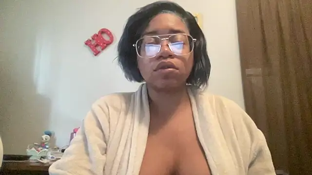 MommyConfident online show from 10/21/25, 01:12