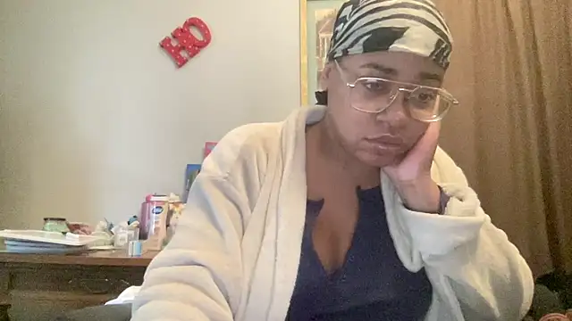 MommyConfident online show from 12/03/25, 03:10