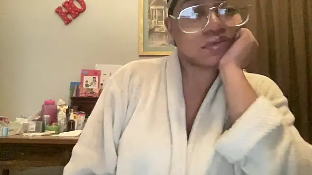 MommyConfident online show from 12/14/25, 08:35