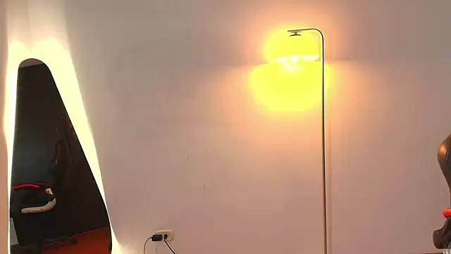 Snapshot of samy_jonnes_ chatting on 11/08/25, 12:00 samy jonnes online show from 11/08/25, 12:00