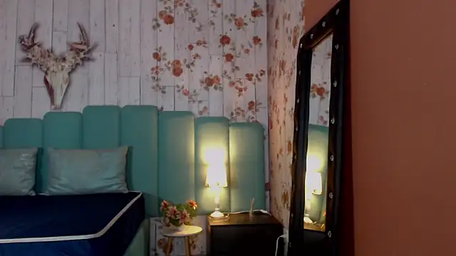 Snapshot of Alison_Simmons chatting on 12/08/24, 09:19 Alison Simmons online show from 12/08/24, 09:19