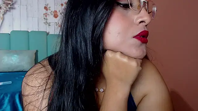 Snapshot of Alison_Simmons chatting on 12/21/24, 06:44 Alison Simmons online show from 12/21/24, 06:44