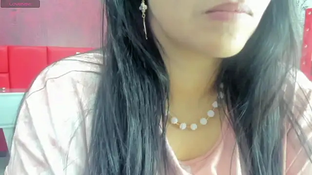 Snapshot of Alison_Simmons chatting on 01/18/25, 06:10 Alison Simmons online show from 01/18/25, 06:10