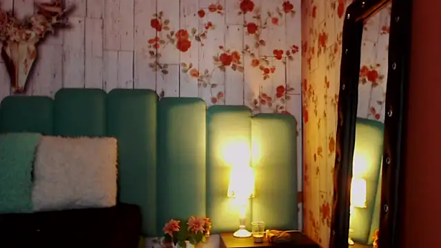 Snapshot of Alison_Simmons chatting on 01/30/25, 12:37 Alison Simmons online show from 01/30/25, 12:37