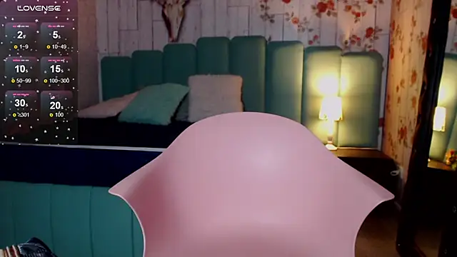 Snapshot of Alison_Simmons chatting on 02/02/25, 09:13 Alison Simmons online show from 02/02/25, 09:13