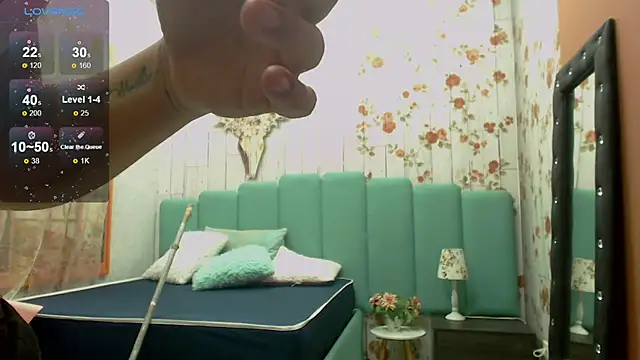 Snapshot of Alison_Simmons chatting on 02/26/25, 11:20 Alison Simmons online show from 02/26/25, 11:20