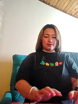 Devil Sara online show from 10/26/25, 12:55