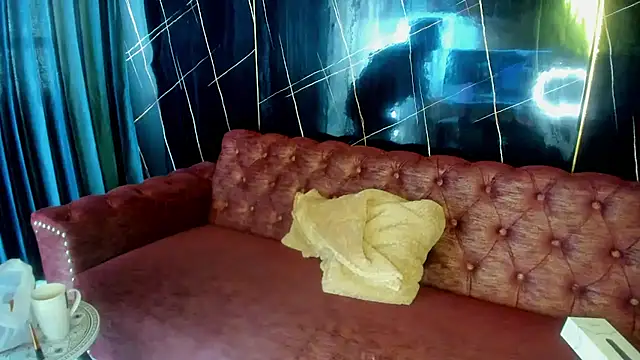 Devil Sara online show from 04/01/26, 01:01