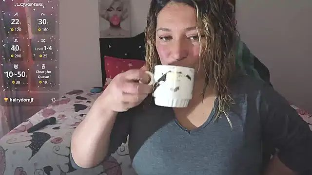 Devil Sara online show from 04/22/26, 03:13