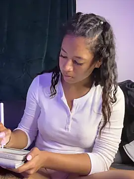 VanessaBling online show from 01/15/25, 01:56