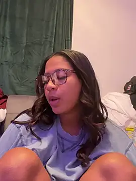 VanessaBling online show from 02/15/25, 04:01