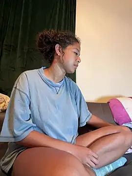 VanessaBling online show from 03/18/25, 01:10